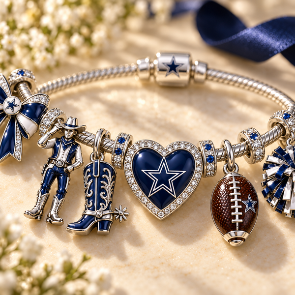 Dallas Football Fan Charm Bracelet - Charm Detail
